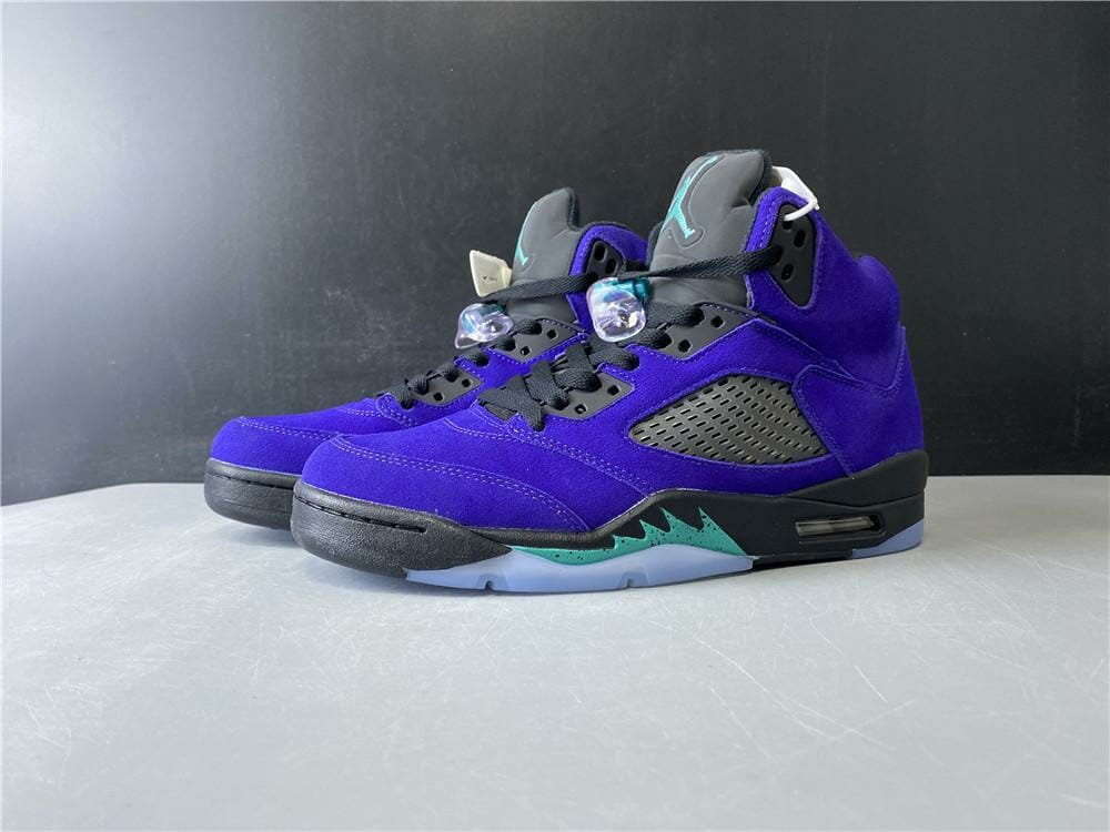 Air Jordan 5 Retro Alternate Grape