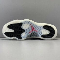 Air Jordan 11 Retro Low Snake Light Bone