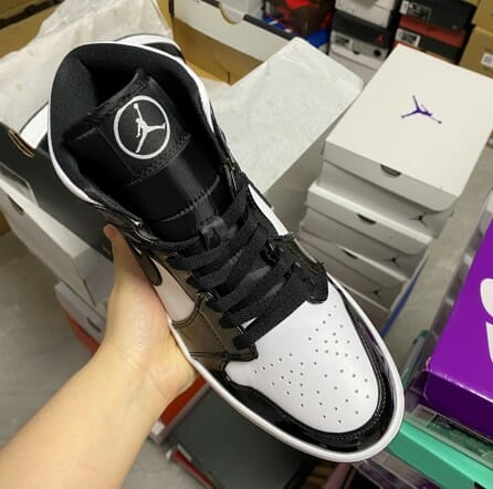 Air Jordan 1 Mid All-Star Black And White - Image 4