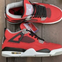 Air Jordan 4 Retro Toro Bravo