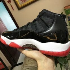 Air Jordan 11 Retro Playoffs (2012)