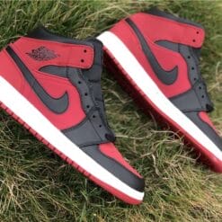Alternative view of Air Jordan 1 Mid Gym Red Black