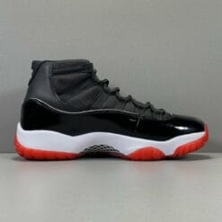 Air Jordan 11 Retro Playoffs Bred (2019)
