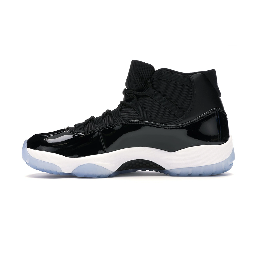 Air Jordan 11 Retro Space Jam (2016)
