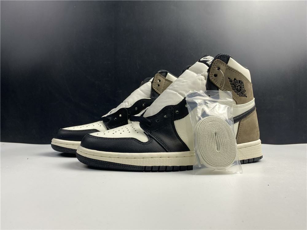 Air Jordan 1 Retro High Dark Mocha