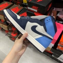 Air Jordan 1 OG Obsidian