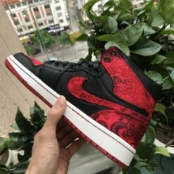 Air Jordan 1 Dragon Bred Royal