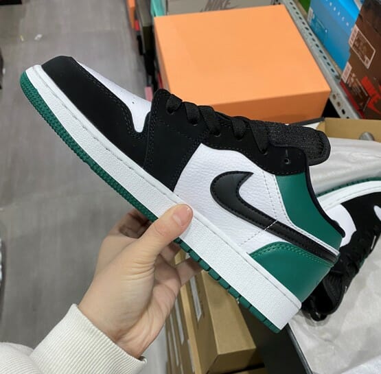 Air Jordan 1 Low Black Green Toe