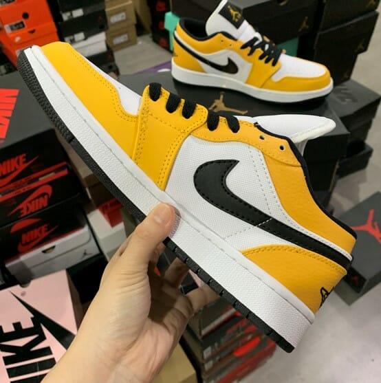 Air Jordan 1 Low Rookie White