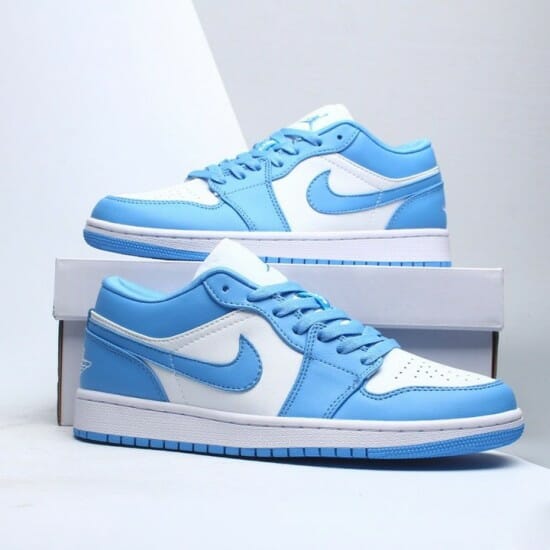 Air Jordan 1 Retro Low Unc University Blue White - Image 3