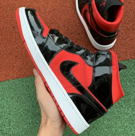 Air Jordan 1 Mid Black And Red Silk