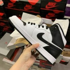 Air Jordan 1 Mid Black And White Reverse