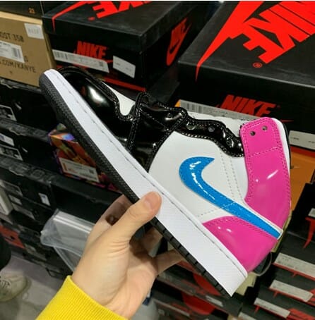 Air Jordan 1 Mid Goddess Powder