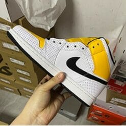 Air Jordan 1 Mid Laser Orange