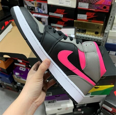 Air Jordan 1 Mid Pink Shadow