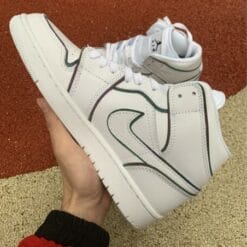 Air Jordan 1 Mid SE WMNS Panda