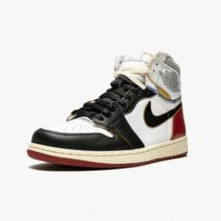 Alternative view of Air Jordan 1 Retro High Black Toe