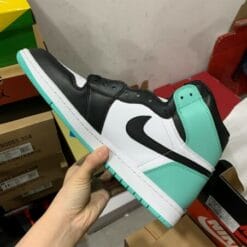 Air Jordan 1 Retro High OG NRG “Igloo”