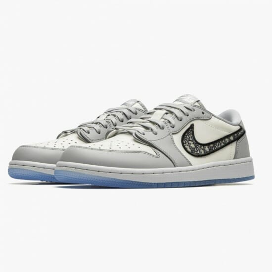 Air Jordan 1 Retro Low - Image 2
