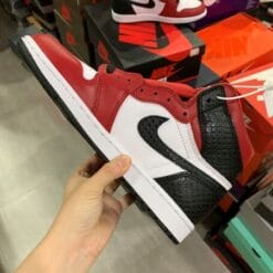 Air Jordan 1 WMNS Satin Snake