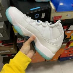 Air Jordan 11 Legend Blue