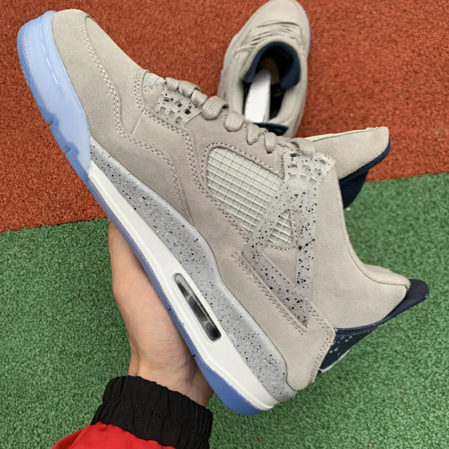 Air Jordan 4 Georgetown Hoyas