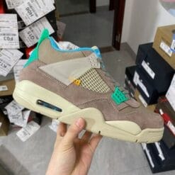 Air Jordan 4 Taupe Haze
