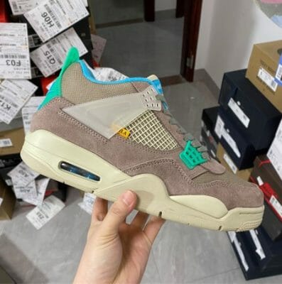 Air Jordan 4 Taupe Haze