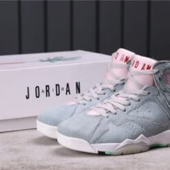 Air Jordan 7 Retro Neutral Grey