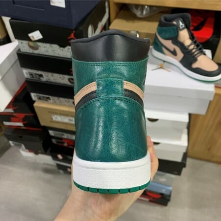 Air Jordan 1 Retro High Black Fossil-Pale Green - Image 2