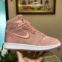 Alternative view of Air Jordan 1 SOH