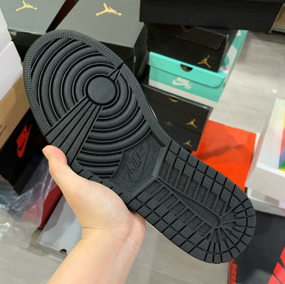 Air Jordan 1 Low Brushstroke Swoosh - Image 2