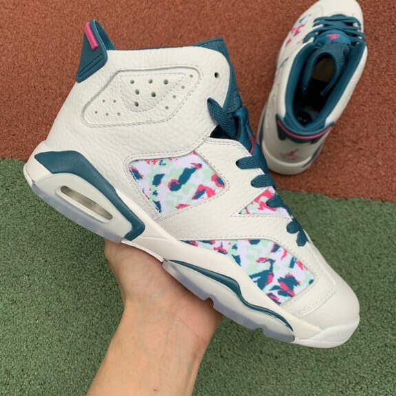 Air Jordan 6 GS Green Abyss - Image 2