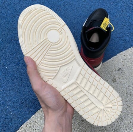 Air Jordan 1 Defiant - Image 2