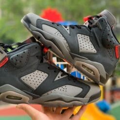 Alternative view of Air Jordan 6 PSG