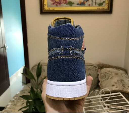 Air Jordan 1 Denim - Image 2