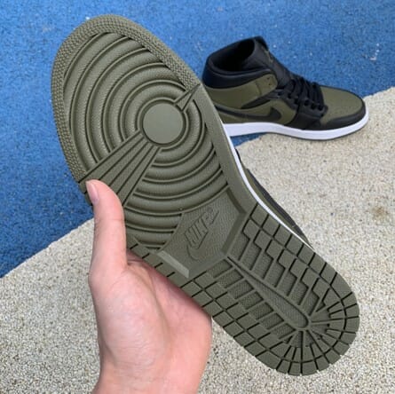 Air jordan 1 Mid Black Olive Green - Image 2