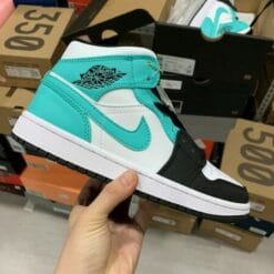 Alternative view of Air Jordan 1 Mid SE Fresh Lake Green
