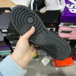 Alternative view of Air Jordan 1 Mid SE GS Black And Green