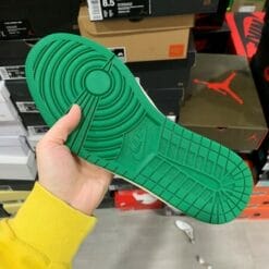 Alternative view of Air Jordan 1 Mid White Green