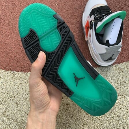 Air Jordan 4 Rasta - Image 2
