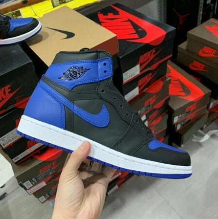 Air Jordan 1 Retro High Royal - Image 3