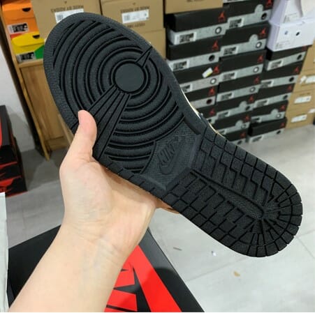 Air Jordan 1 Rookie Of The Year - Image 3