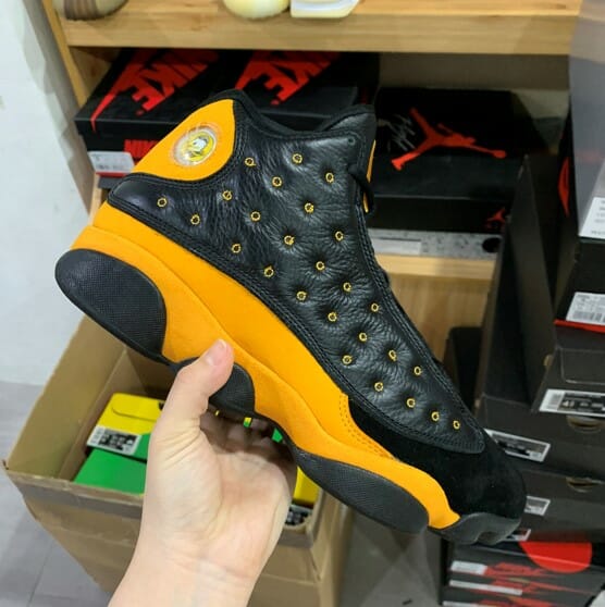 Air Jordan 13 Oregon Ducks Orange