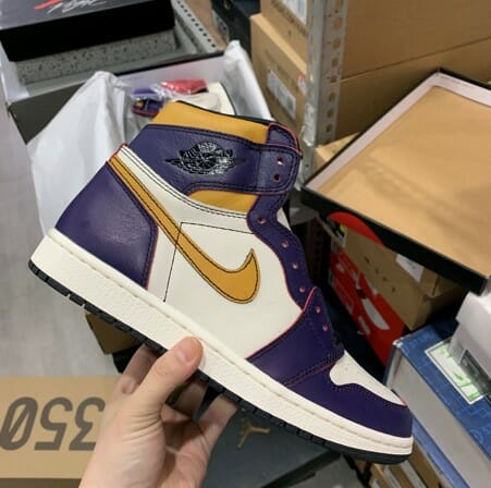 Air Jordan 1 x Dunk SB Court Purple - Image 3