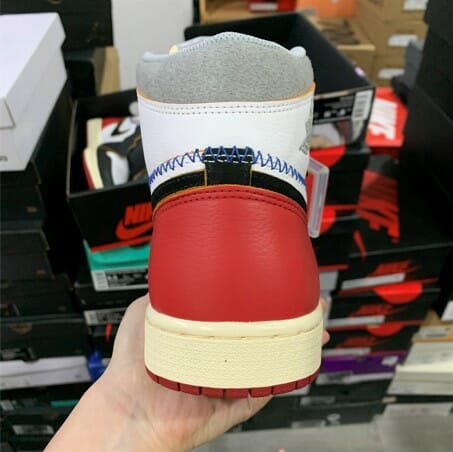 Air Jordan 1 Black White Red - Image 3