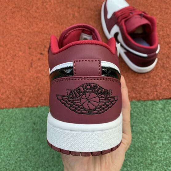 Air Jordan 1 Low Chicago - Image 3