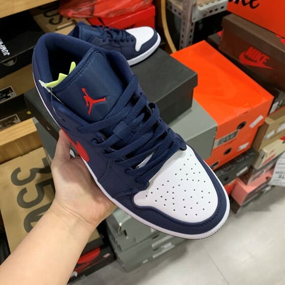 Air Jordan 1 Low Patriot Blue - Image 3