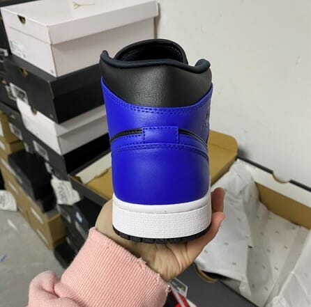 Air Jordan 1 Mid Black Blue - Image 3