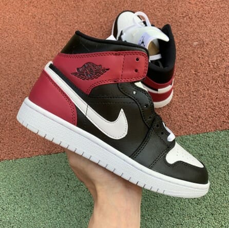 Air Jordan 1 Mid Wine Red Toe - Image 3
